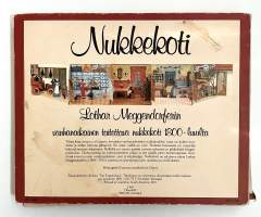 Nukkekoti (taitettavisssa kirjaksi tai nukkekodiksi)