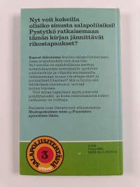 Kasvot ikkunassa