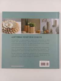 Paperidesign : Kauniita koristeita vanhoista papereista, pahveista ja rasioista