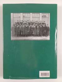 Monttöörit : Helsingin sähkömiesten järjestäytymisen historiaa vuodesta 1905