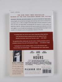 The Hours : A Novel
