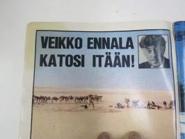 Hymy Lehti 1969 nr 12 -sis. mm. seur. artikkelit / kuvat / mainokset; Kansikuva Virpi von Waltzel, Veikko Ennala katosi itään, Ski-doo, Tuhopolttaja - joutomies -