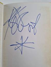 Äiti yö (signeerattu)