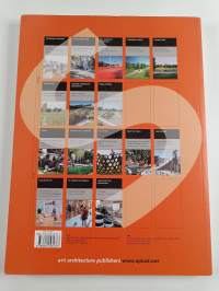 Strategy and tactics in public space