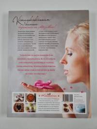 Kinuskikissa leipoo : tervetuloa juhliin!