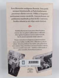 Kahvia ja karjalanpiirakoita