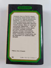 Kun leijona metsästää