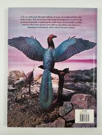 Prehistoric animals : Extraordinary story of life before man