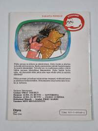 Karhu ja pikku porsas
