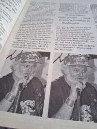 EASYRIDERS, huhtikuu 1993, Moottoripyörä lehti. Paljon tietoa/ mainoksia mistä voi varaosia. erikoisöljyjä, pyöräilyyn sopivia vaatteita tilata.