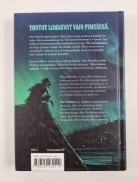 Varjot 1 : Helähdys