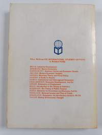 Econometric methods - international student edition