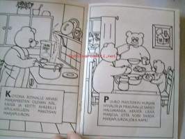 väritä nalle-kirja