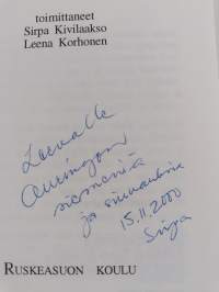 Runohattaroita Ruskeasuon taivaalla (signeerattu, tekijän omiste)