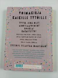 Tyttö, sinä olet
