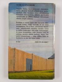 Kovaa työtä ja kommelluksia