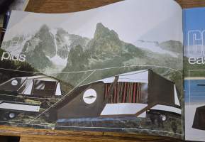 Combi- camp telttaperäkärry myyntiesite.