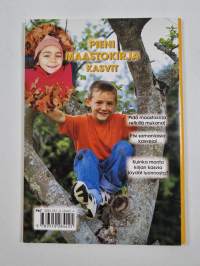Pieni maastokirja : kasvit