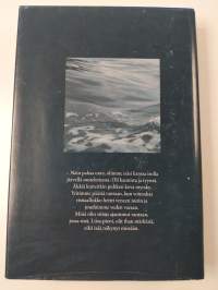 Iloja ja suruja : elämän ristiaallokossa (signeerattu, tekijän omiste)