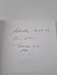 Elämäni Karina : evakkopojasta elokuvaneuvokseksi : henkilökohtaiset muistelmat (signeerattu)
