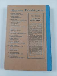Saarelta nousi savua