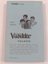 Viisikko pulassa