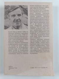 Rajamaa : esseitä