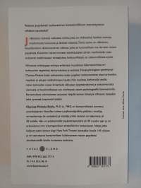 Naiset jotka kulkevat susien kanssa