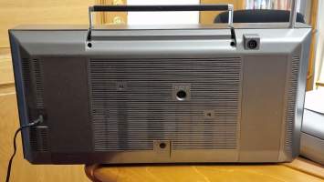 Grundig Satellit Recorder 4000 maailmanradio
