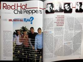 Soundi 2002 nr 6-7 - Red Hot Chili Peppers