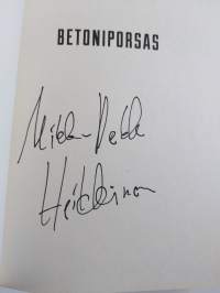 Betoniporsas (signeerattu)