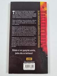 Vallankumous ja sen toteuttaminen modernissa yhteiskunnassa