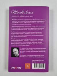 Mindfulness : tietoisuuden harjoittamisen taito