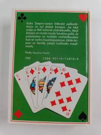 Pelataan korttia ; 66 pasianssia