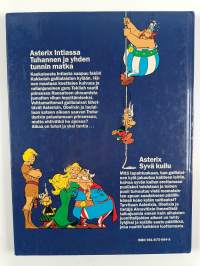 Parhaat sarjat 14 : Asterix intiassa ; Asterix - syvä kuilu