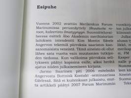 Isä, poika ja puuvenheet