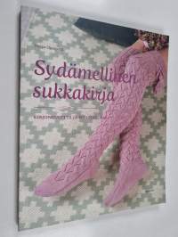 Sydämellinen sukkakirja : Kirjoneuletta ja pitsiunelmia