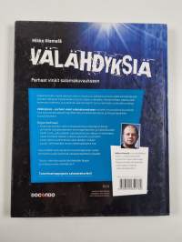 Välähdyksiä : parhaat vinkit salamakuvaukseen