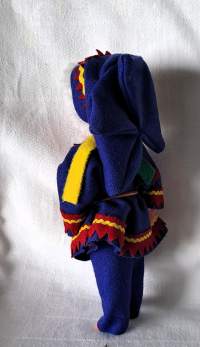 Lapin poika  -  kansallispukunukke - nukke  korkeus 19 cm
