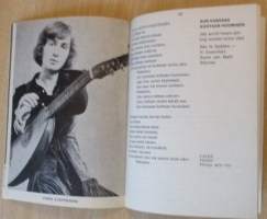 Toivelauluja 86 N:o 1 1971