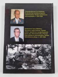 Maailmansotien panssarintorjuntatykit (signeerattu, tekijän omiste)