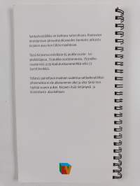 Sotilasheraldiikka : liput, merkit ja tunnukset