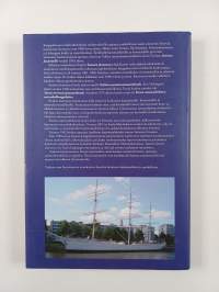 Suomen joutsen kauppalaivastomme merimiesten kouluna 1961-1988