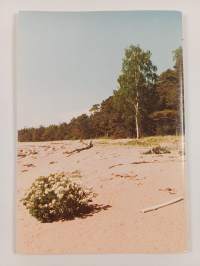 Matkarajad naissaarel : Nature on the island naissaar