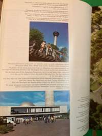 Särkänniemi : Tampere : Finland : näsinneula, akvaario, planeteerio, hyljeallas, lasten eläintarha.