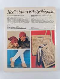Venla 7 : Myssyt, lapaset, sukat, huivit, laukut