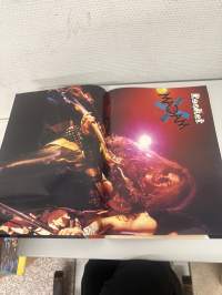 Rocket no 5 1985 sisältää julisteet