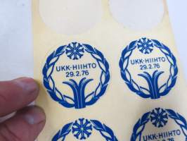 UKK- hiihto 29.2.1976  -tarra-arkki, jossa 5 tarraa
