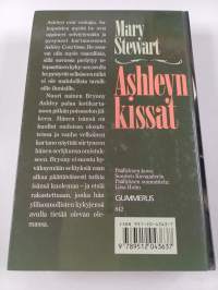 Ashleyn kissat