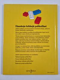 Hauskoja leikkejä palikoilla